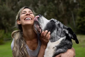 Here’s the Real Risk When Your Dog Licks Your Face—And Why This Veterinarian Lets Her Pup Do It