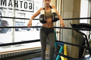 It's official: Fashion models can't get enough of boxing